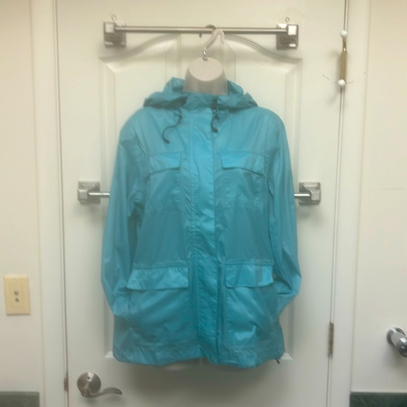 NWT Lands’End waterproof jacket with hood - Picture 1 of 11